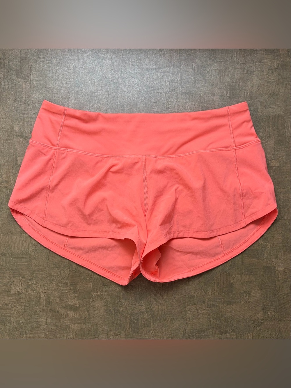 Lululemon Speed Up Shorts LR 2.5” | Size 2 | Sunset